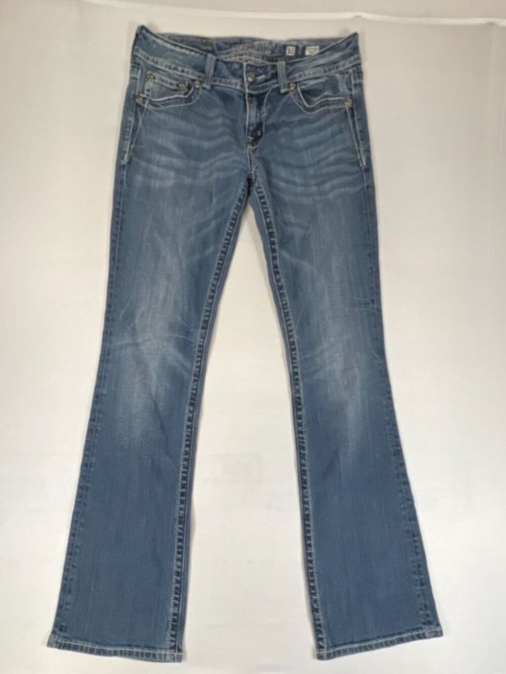 Miss Me Women’s Size 31 Bootcut Jeans Blue Denim Embellished Studs